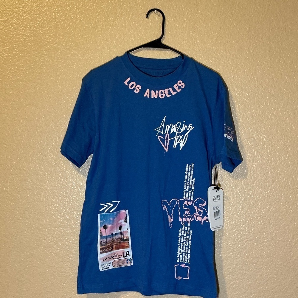 Blue Graphic Tee - Los Angeles Design